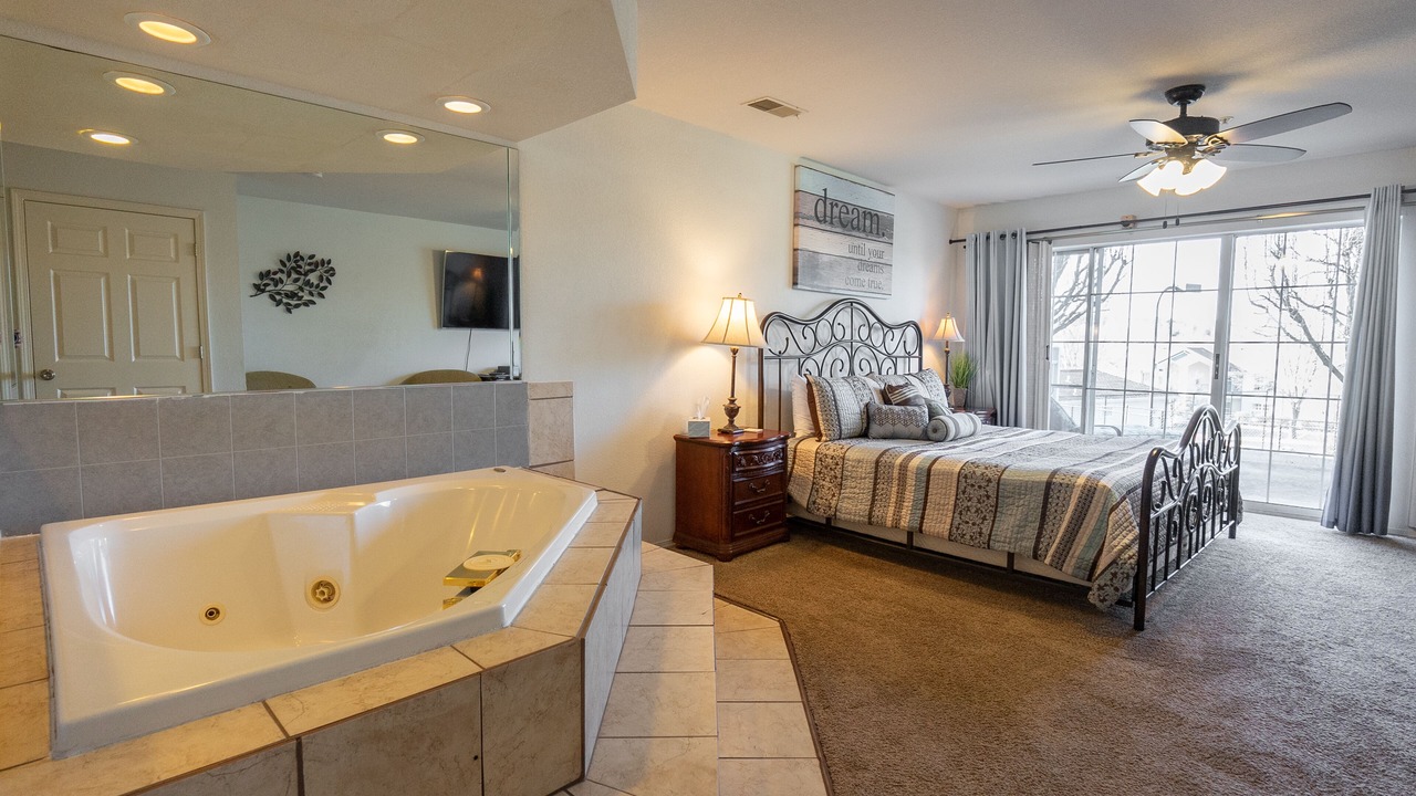Photo of Bedroom in Branson