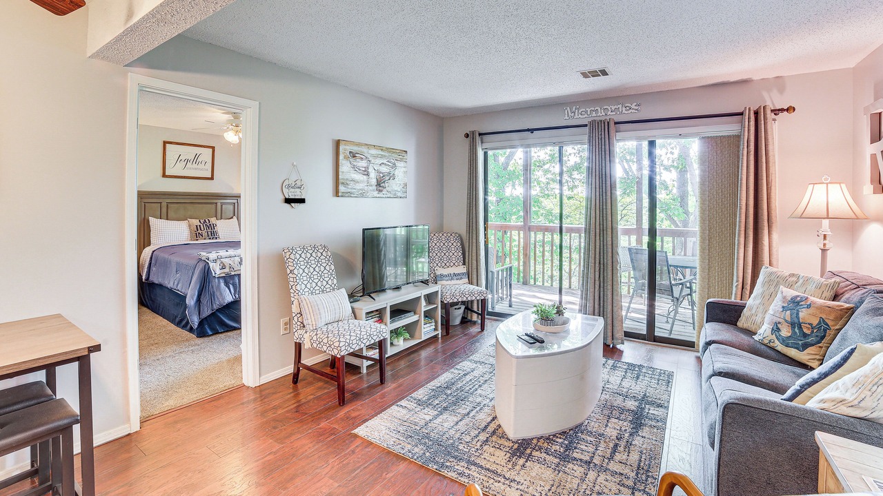 Photo of Livingroom in Notch Estates