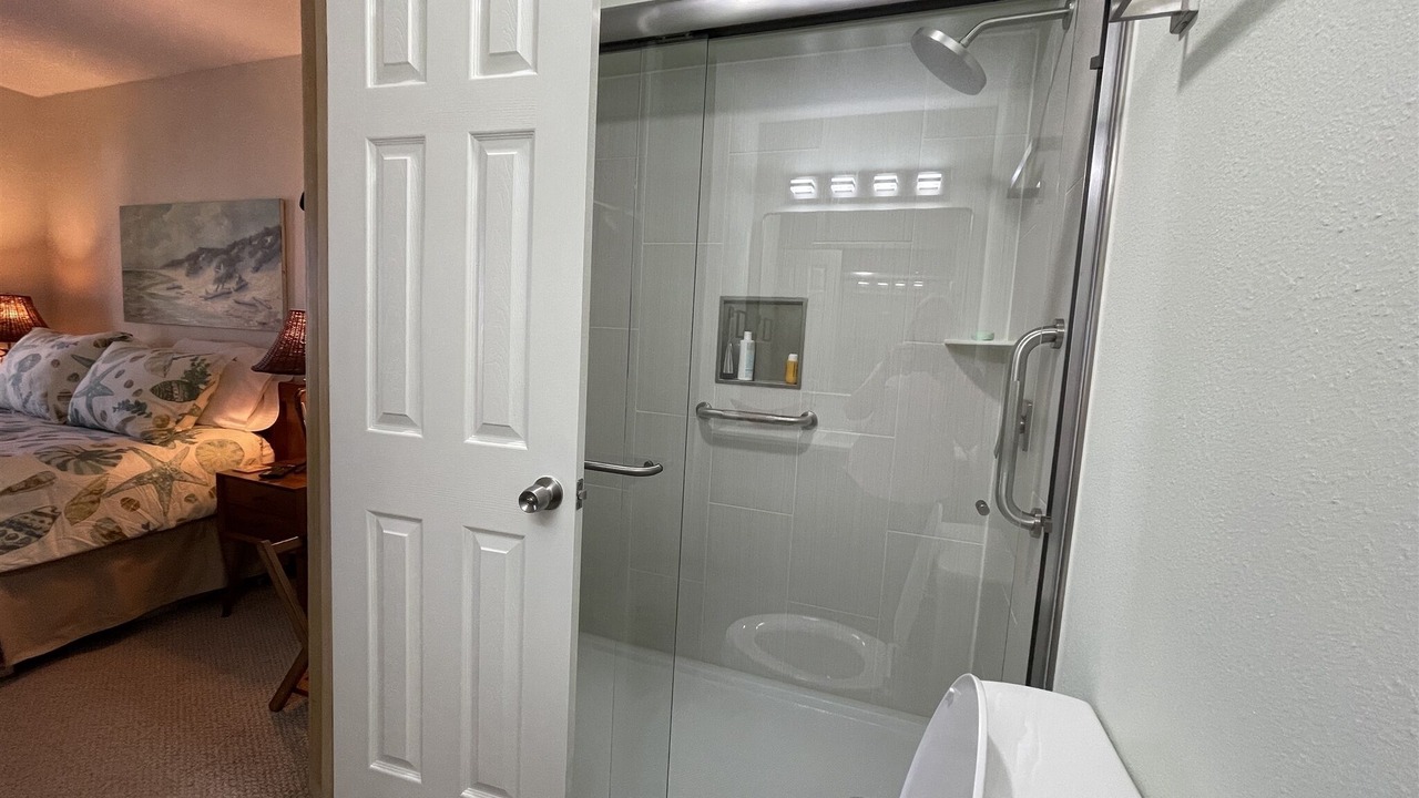 Photo of Bathroom in Hatteras