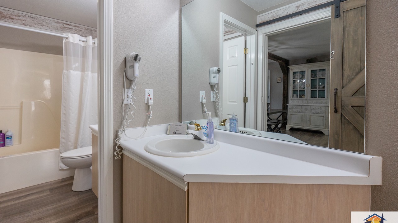 Photo of Bathroom in Branson