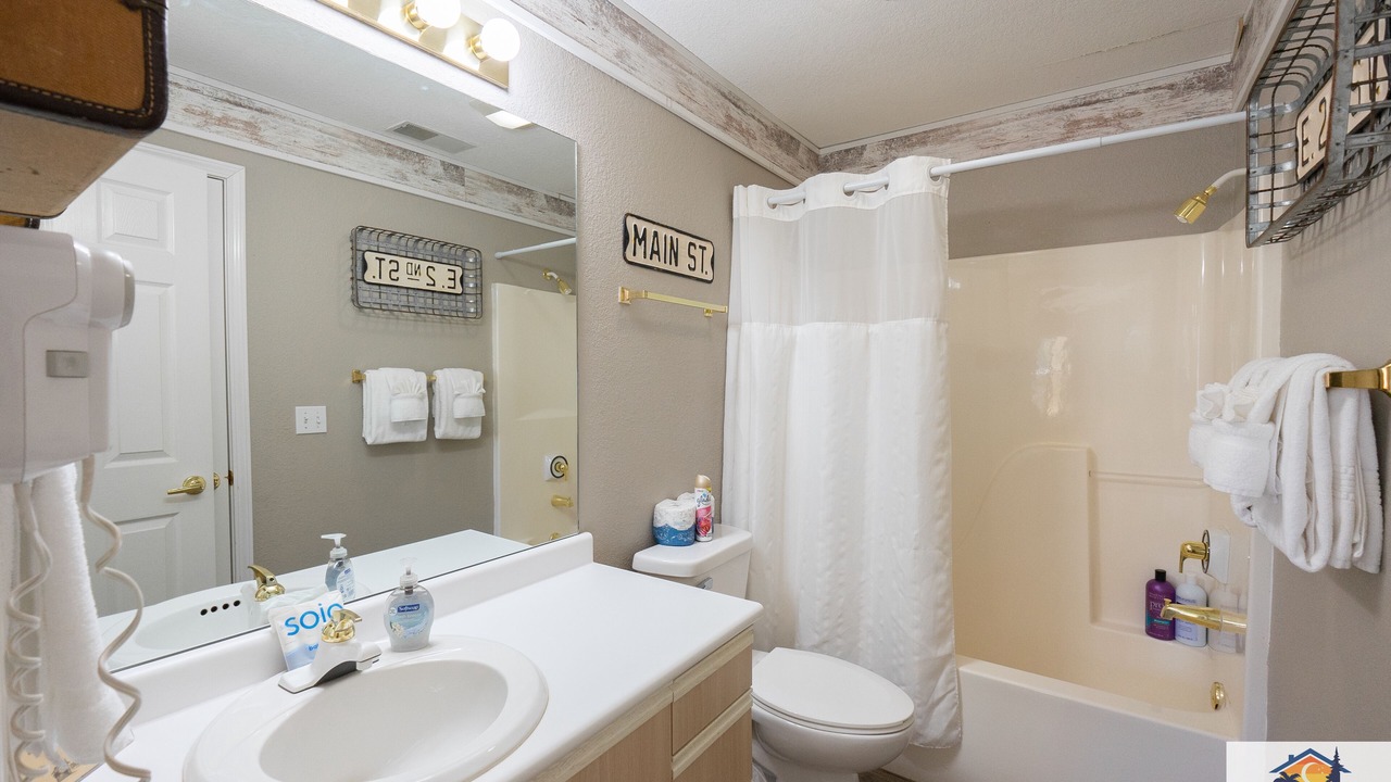 Photo of Bathroom in Branson