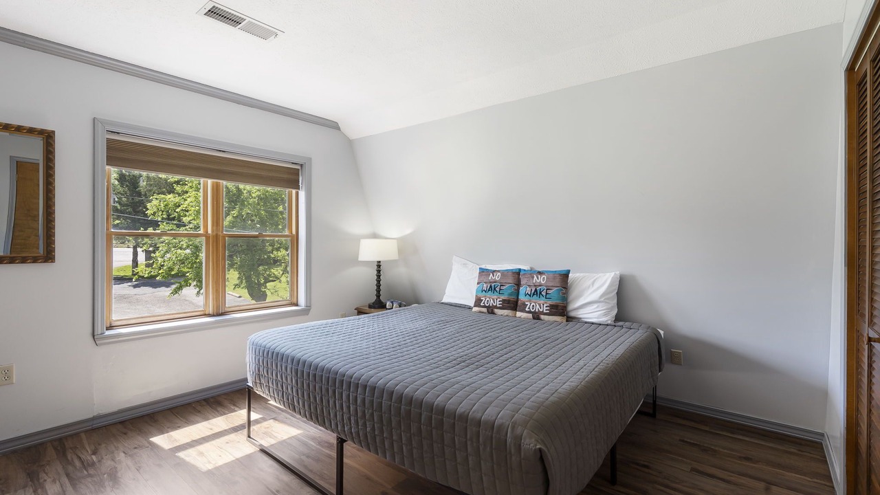 Photo of Bedroom in Big Cedars