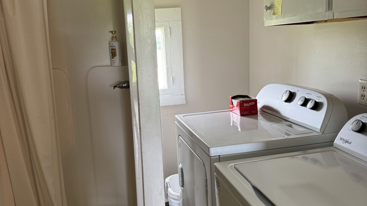 Photo of Bedroom in Finchville