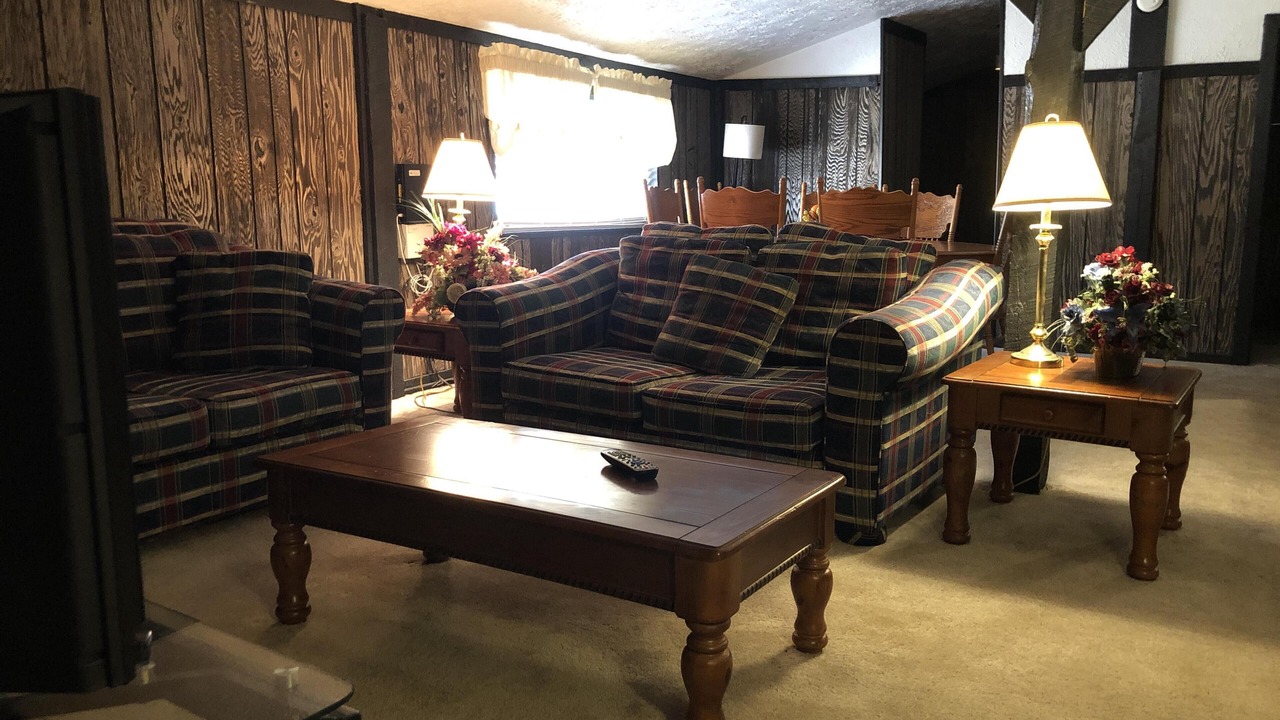 Photo of Livingroom in Campton