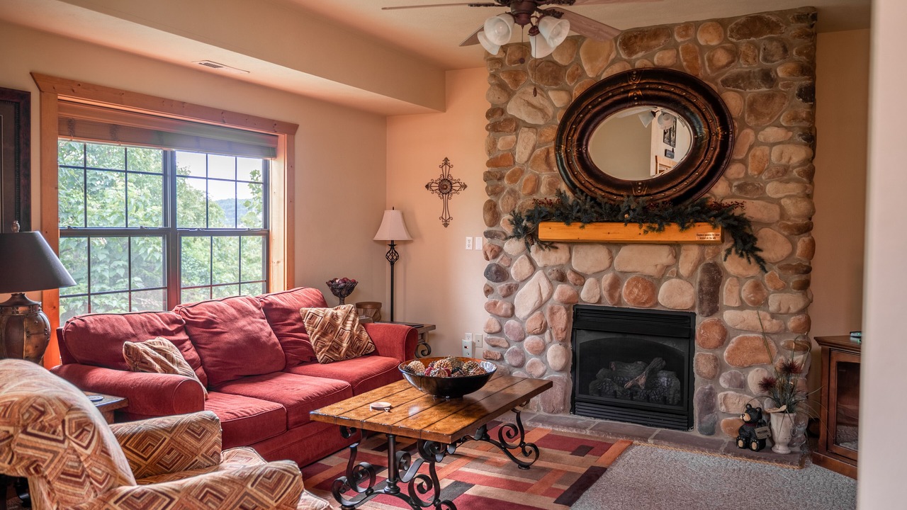 Photo of Livingroom in Branson Theater District