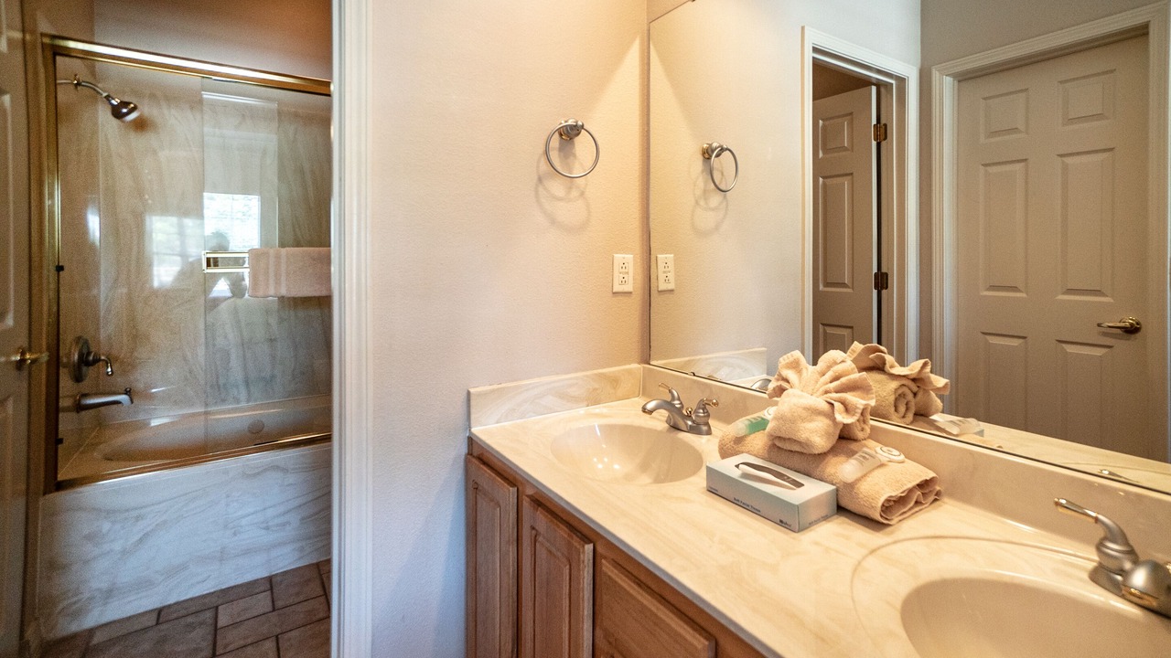 Photo of Bathroom in Branson