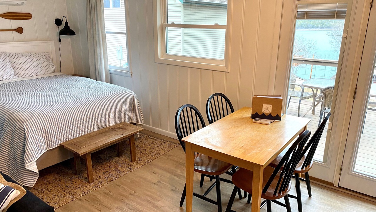 Photo of Bedroom in Kimberling City