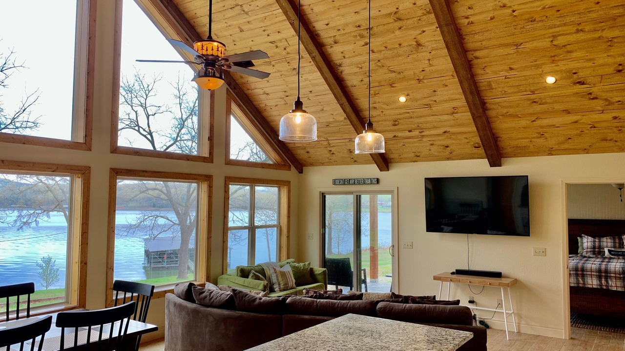 Photo of Livingroom in Shell Knob