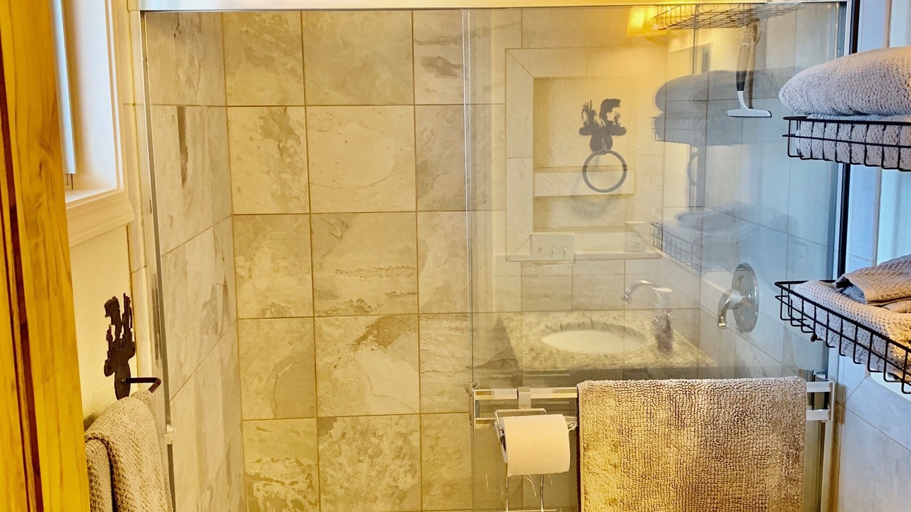 Photo of Bathroom in Shell Knob