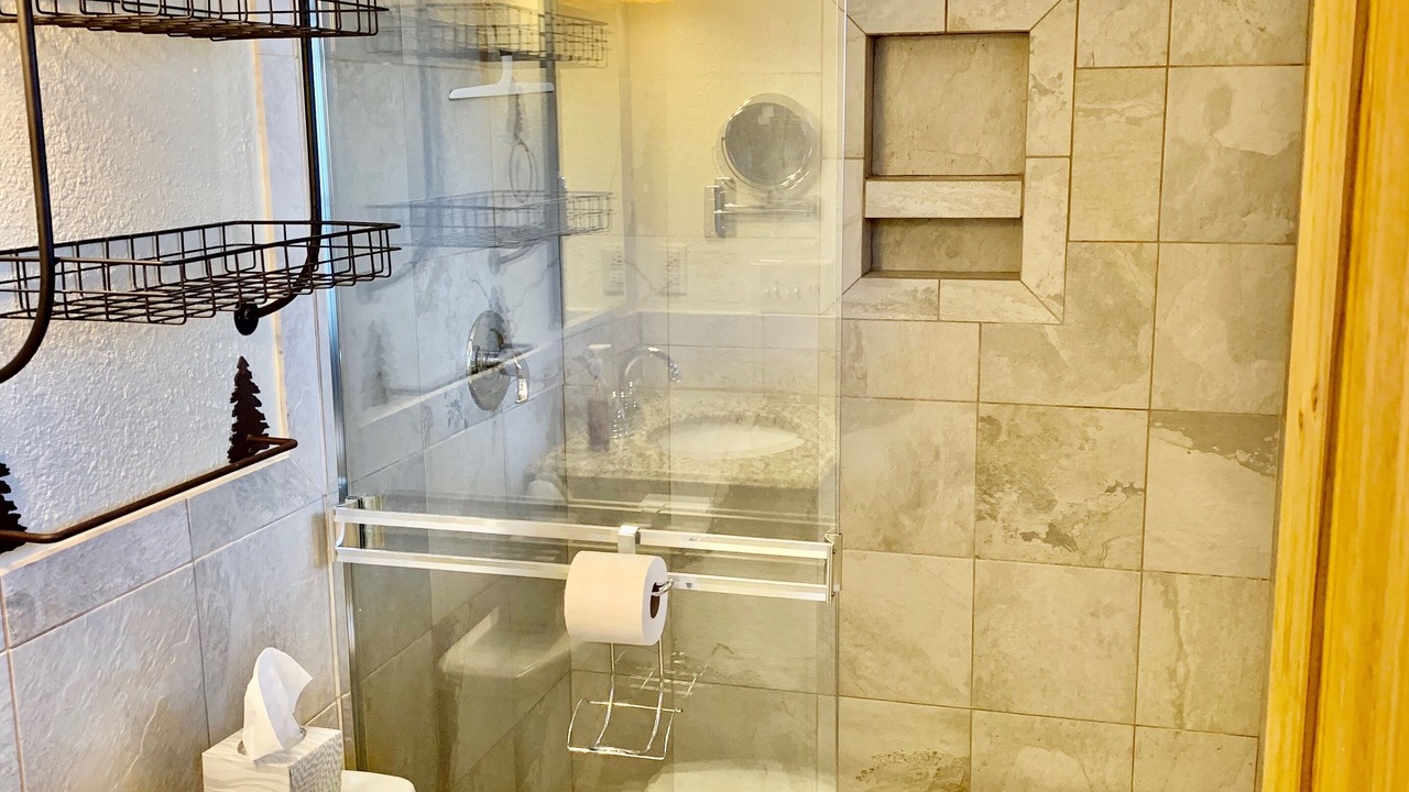 Photo of Bathroom in Shell Knob