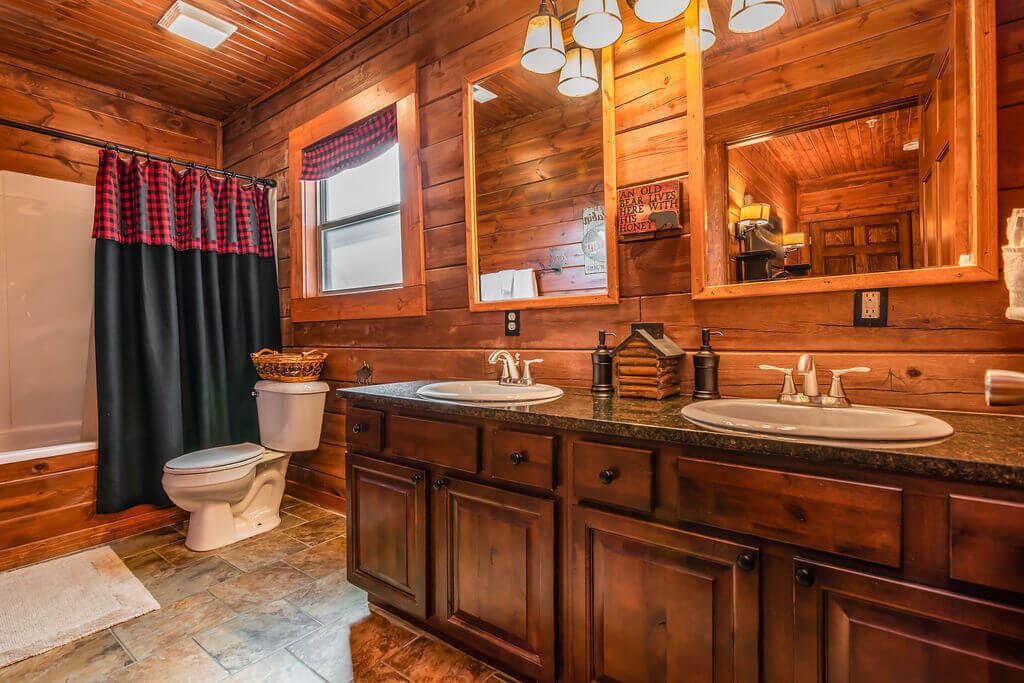 Photo of Bathroom in Ridgedale