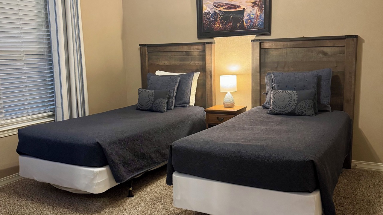 Photo of Bedroom in Hollister