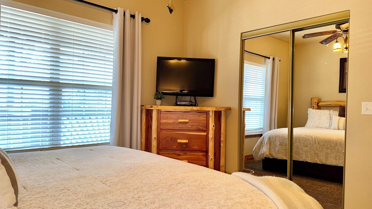 Photo of Bedroom in Hollister