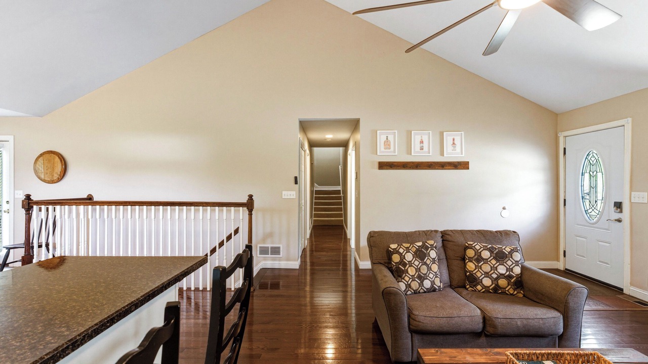 Photo of Livingroom in Taylorsville