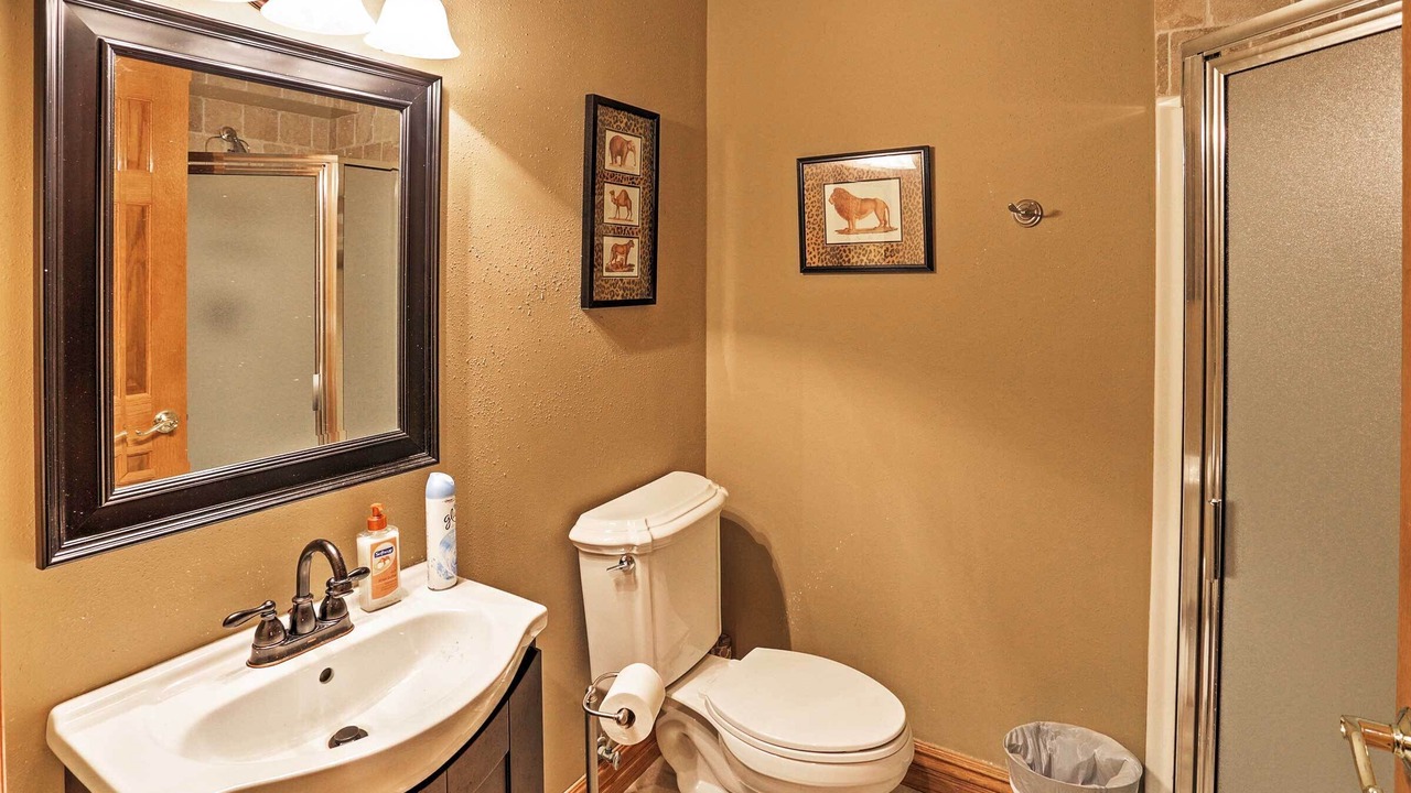 Photo of Bathroom in Table Rock