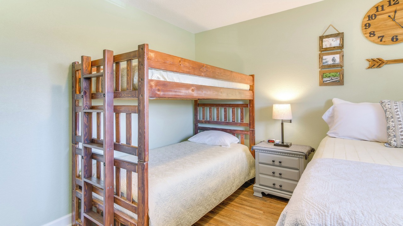 Photo of Bedroom in Notch Estates