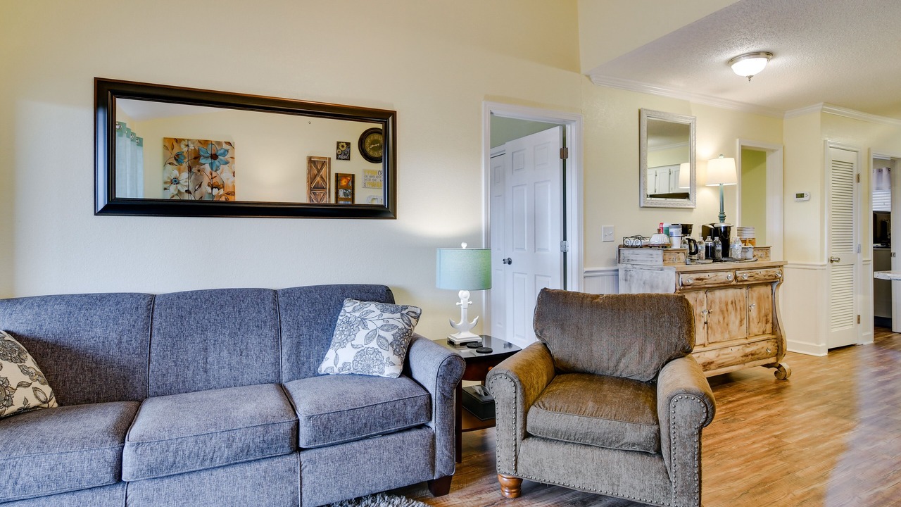 Photo of Livingroom in Notch Estates