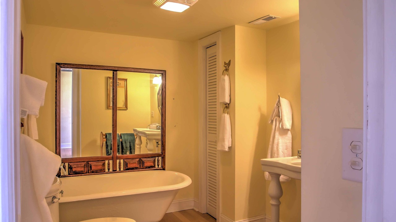 Photo of Bathroom in Marshallberg