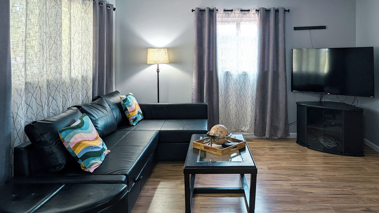 Photo of Livingroom in Overland Park