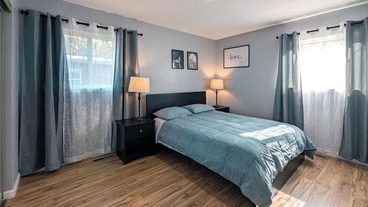 Photo of Bedroom in Overland Park