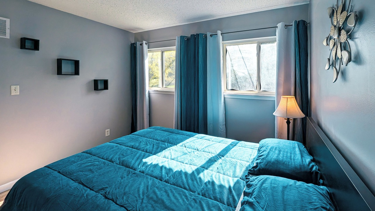 Photo of Bedroom in Overland Park