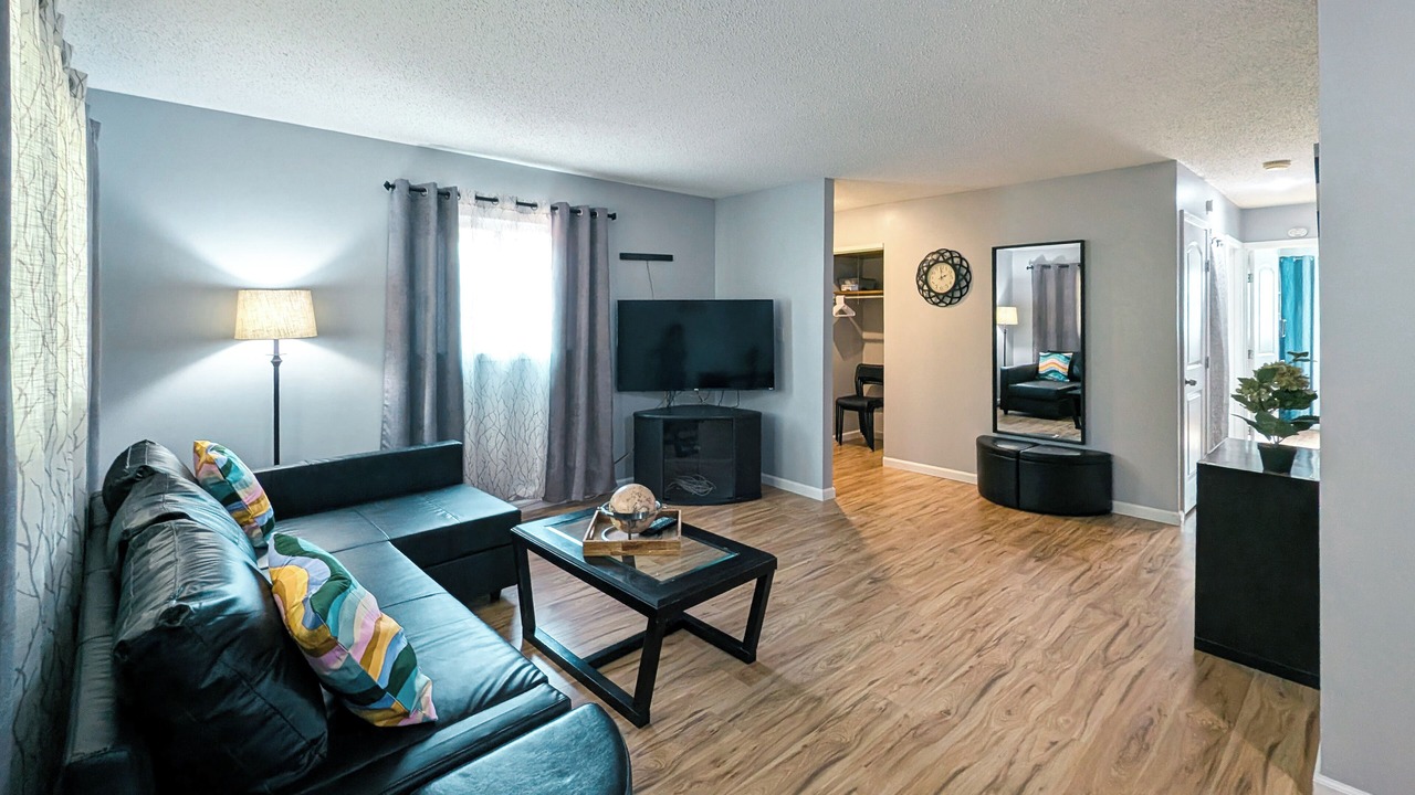 Photo of Livingroom in Overland Park