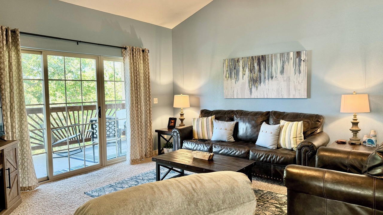 Photo of Livingroom in Hollister