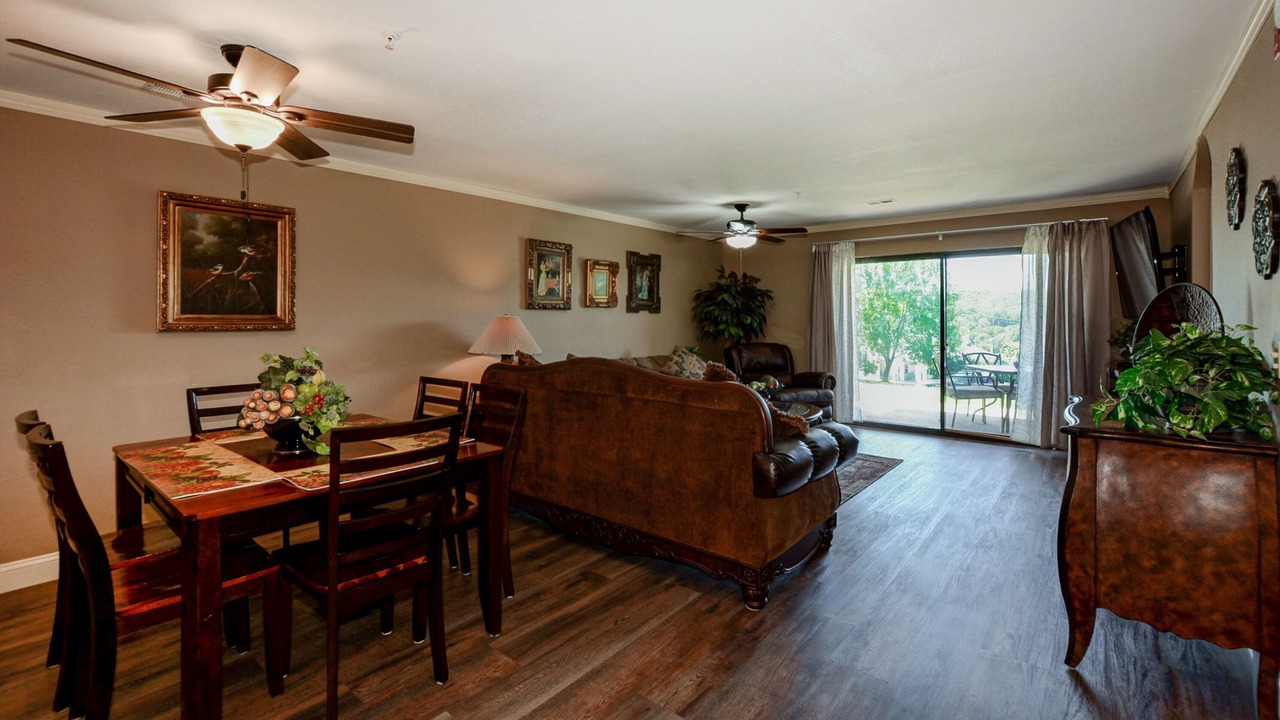 Photo of Bedroom in Branson