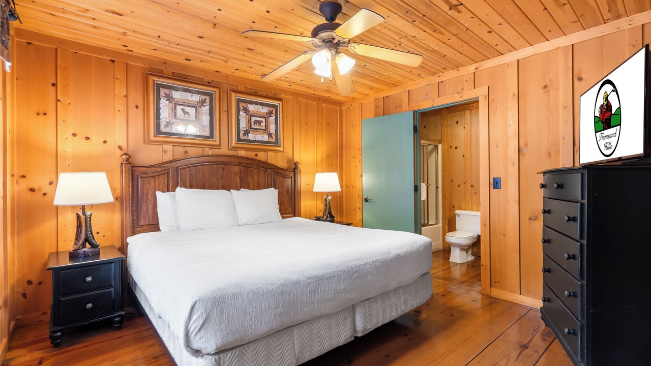 Photo of Bedroom in Branson