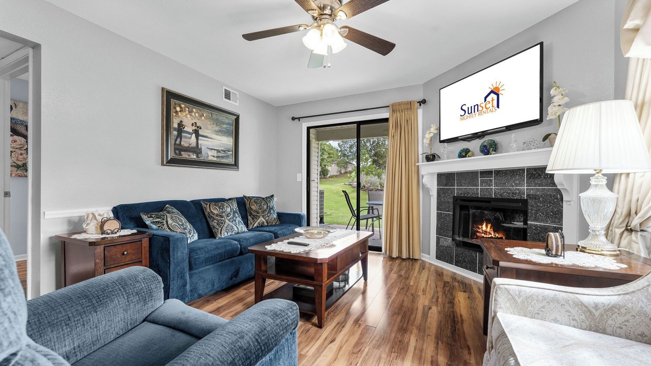Photo of Livingroom in Table Rock