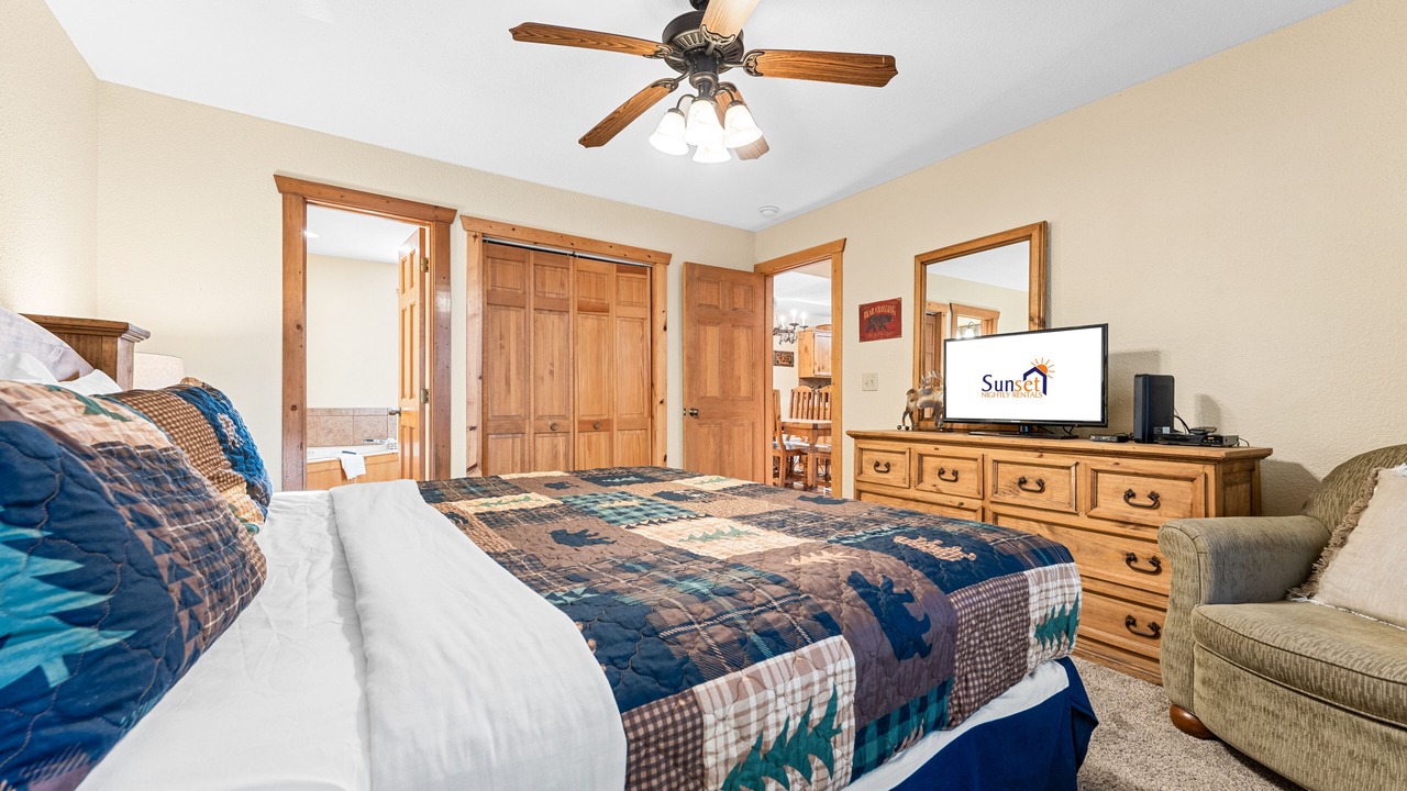 Photo of Bedroom in Branson West