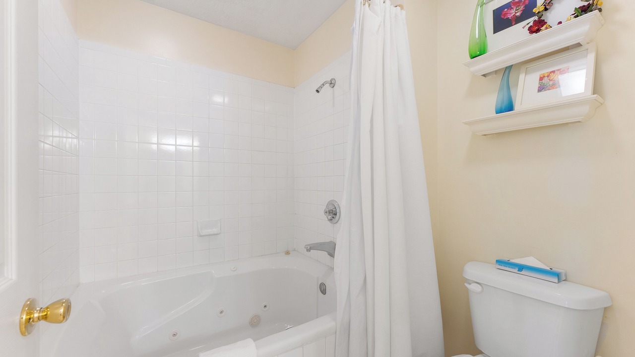 Photo of Bathroom in Branson