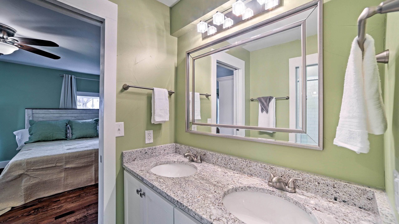 Photo of Bathroom in Downtown Branson