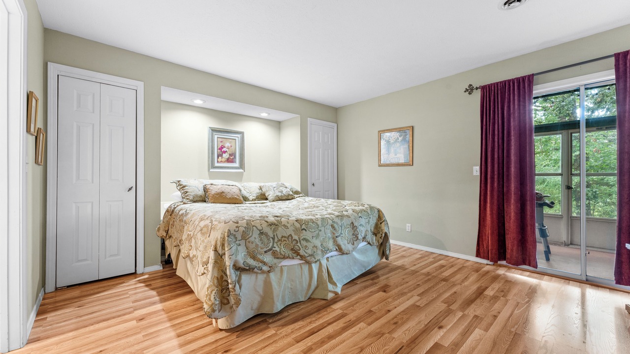 Photo of Bedroom in Table Rock