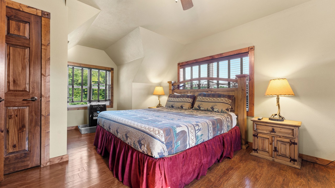 Photo of Bedroom in Reeds Spring