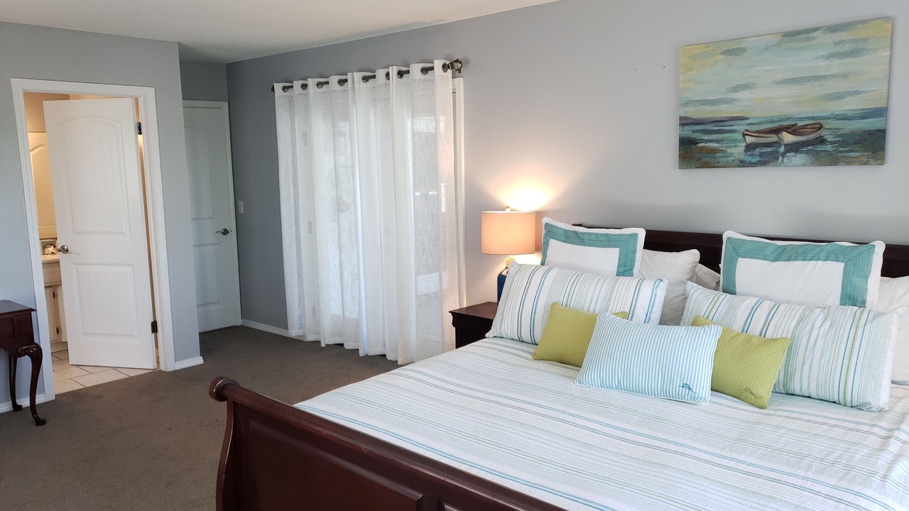 Photo of Bedroom in Shell Knob