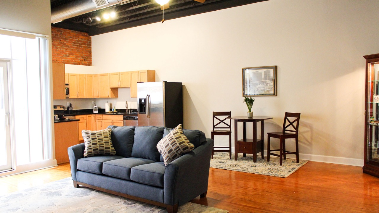 Photo of Livingroom in Downtown Louisville