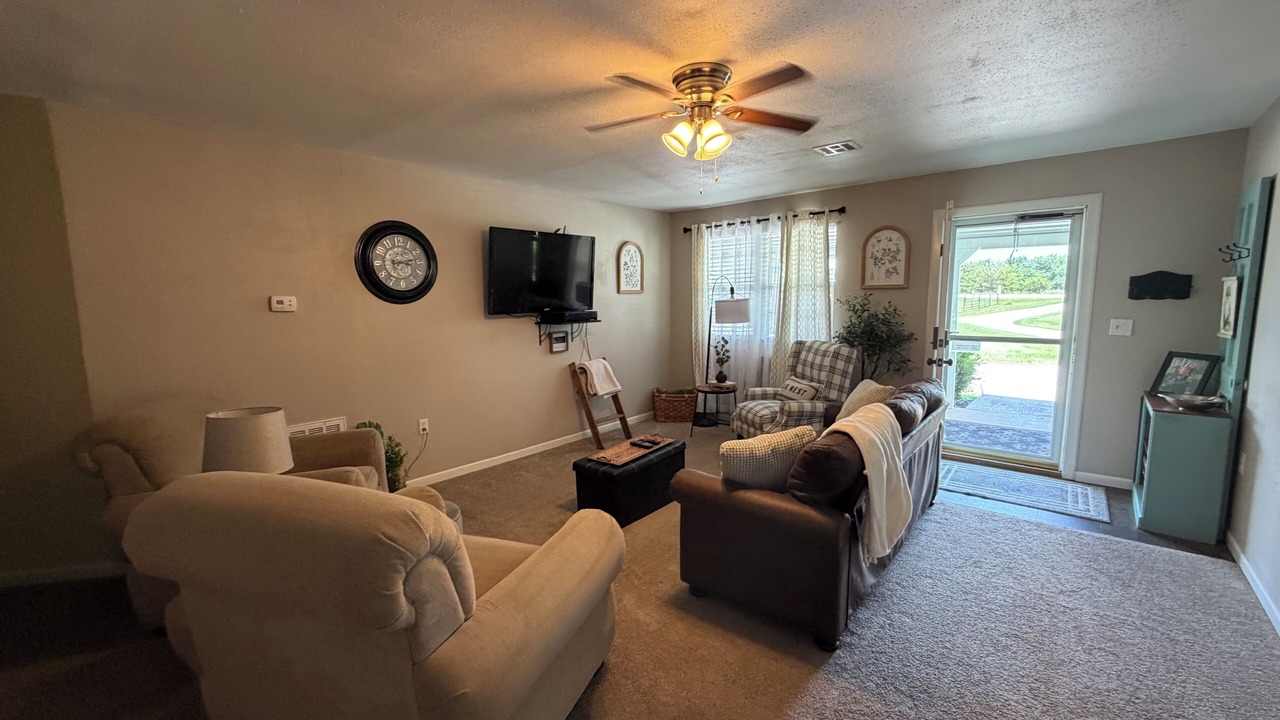 Photo of Livingroom in Parsons
