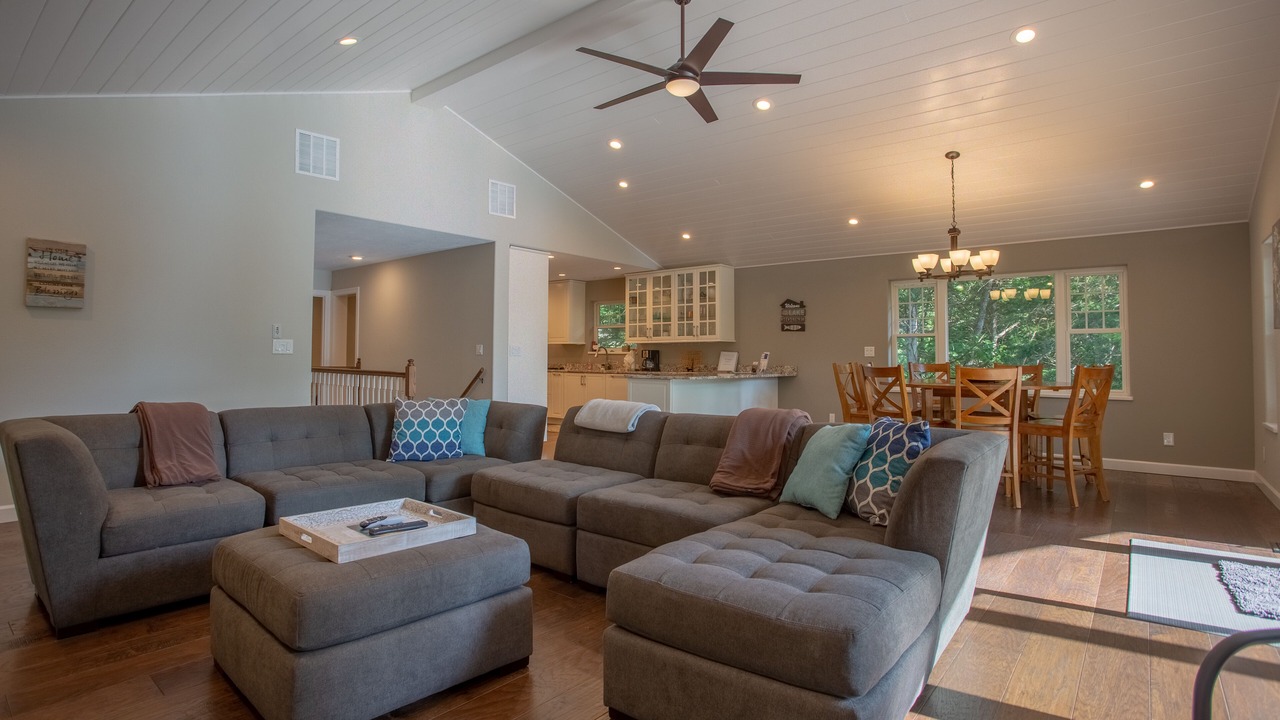 Photo of Livingroom in Ridgedale