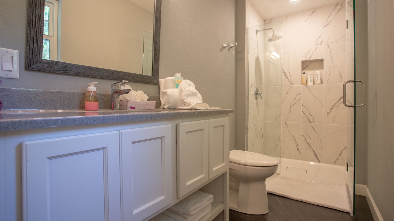 Photo of Bathroom in Ridgedale