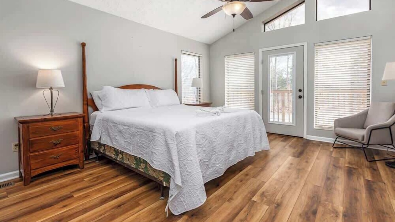 Photo of Bedroom in Chalet Village