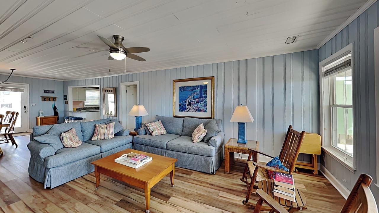 Photo of Bedroom in Topsail Beach