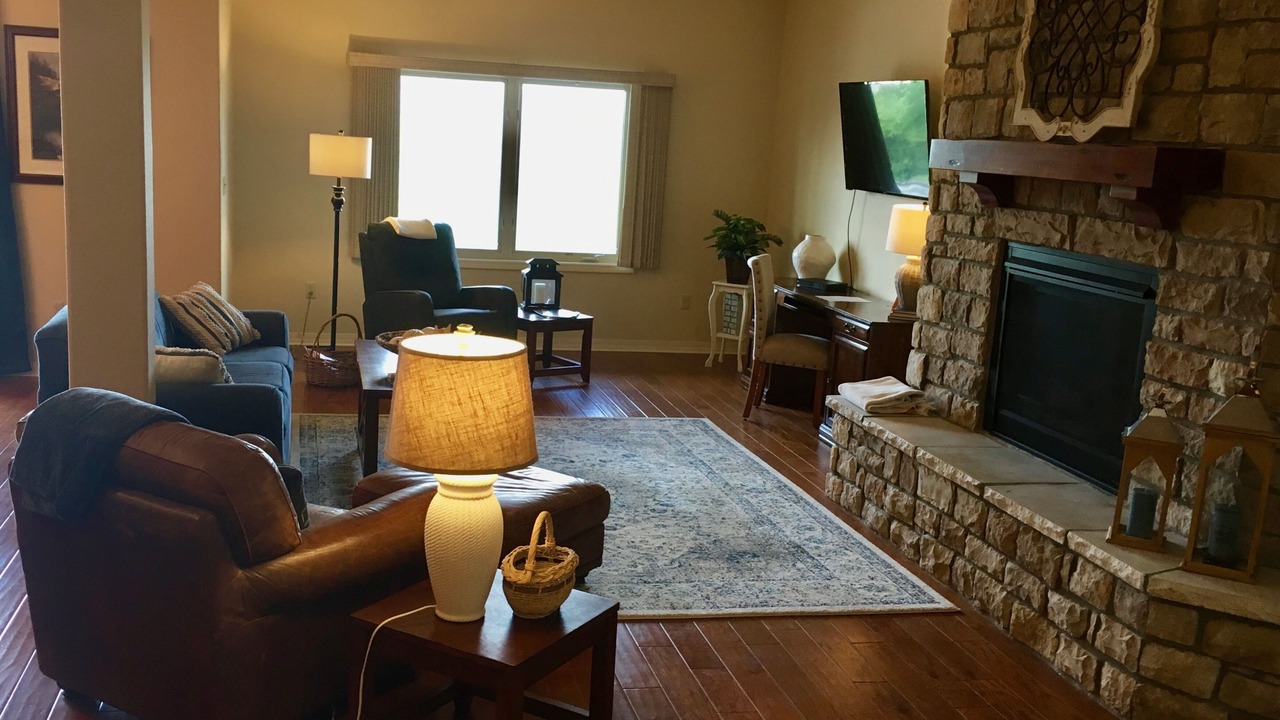Photo of Livingroom in Hollister