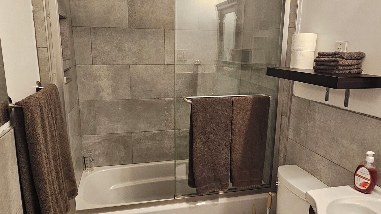 Photo of Bathroom in Crescent Hill