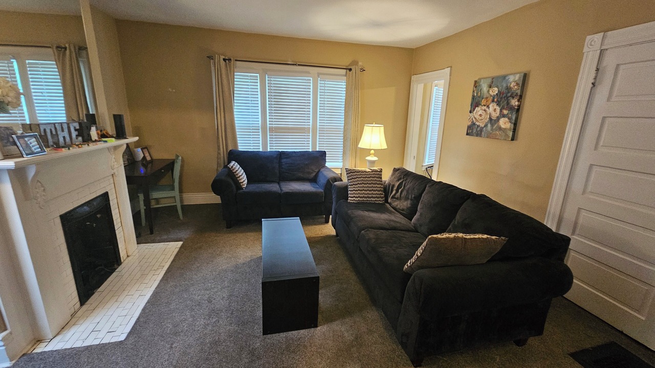 Photo of Livingroom in Crescent Hill