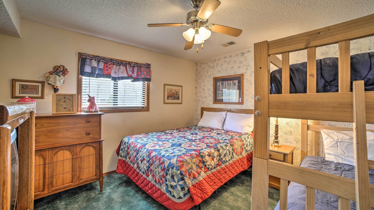 Photo of Others in Notch Estates