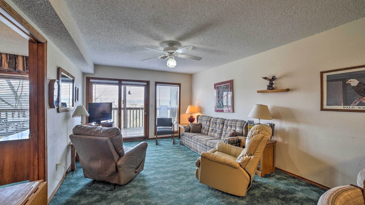 Photo of Livingroom in Notch Estates