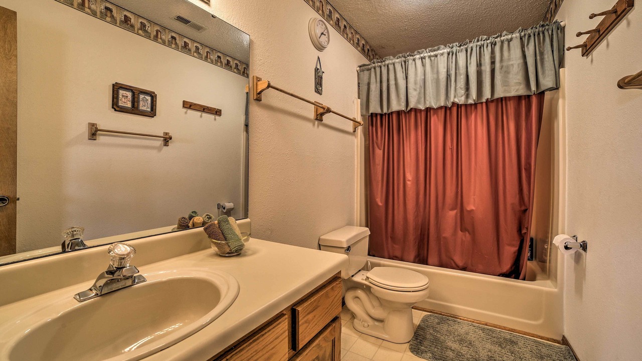 Photo of Bathroom in Notch Estates