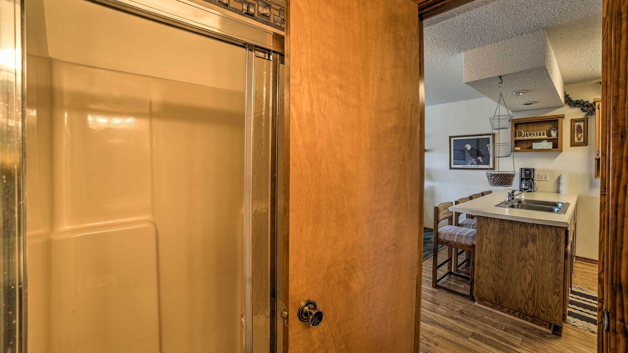 Photo of Bathroom in Notch Estates