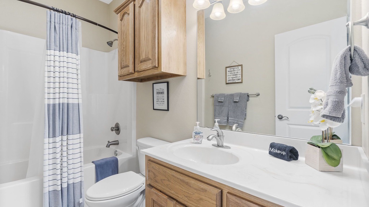 Photo of Bathroom in Ridgedale